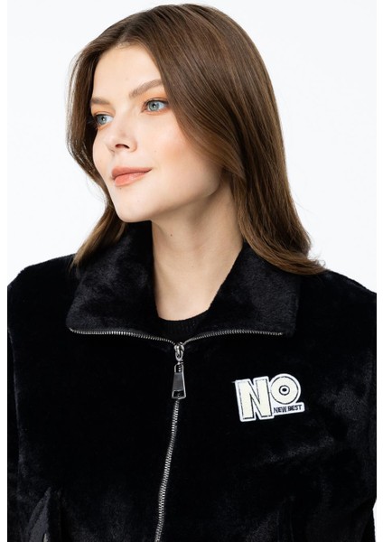 Kapak Cepli Peluş Siyah Kadın Mont 46701-2K5 fırsatları