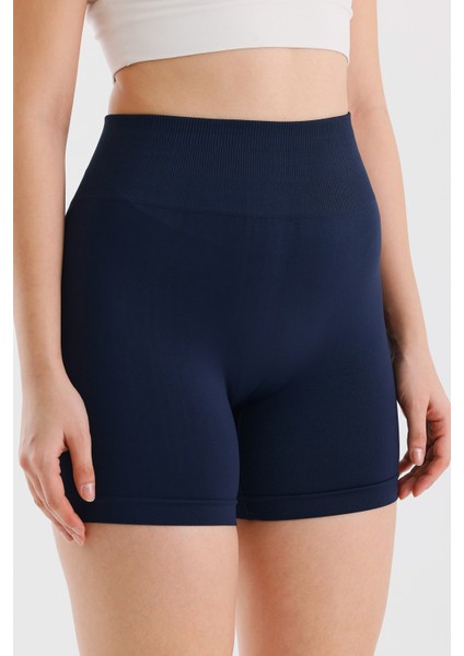 Seamless Dikişsiz Toparlayıcı Push-Up Şort