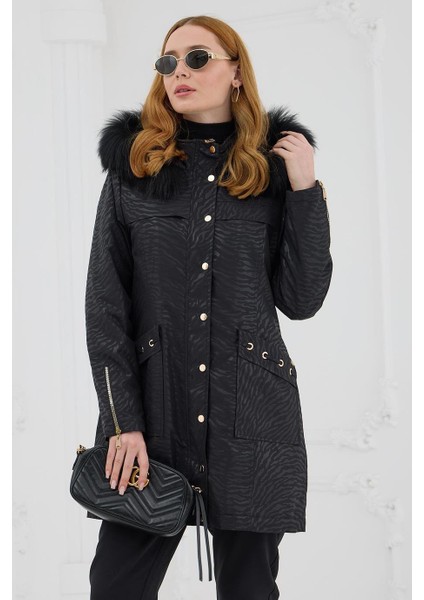 Zebra Desenli Gold Detaylı Siyah Kadın Mont MB18.72-2K5 fırsatları