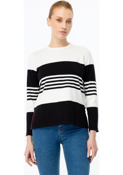 Çizgili Yırtmaç Detaylı Triko Siyah Kadın Kazak 49324-2K5