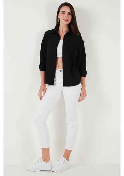 Regular Fit Güpürlü Cep Detaylı Uzun Kollu Gömlek Bayan Gömlek 6773215 fırsatları