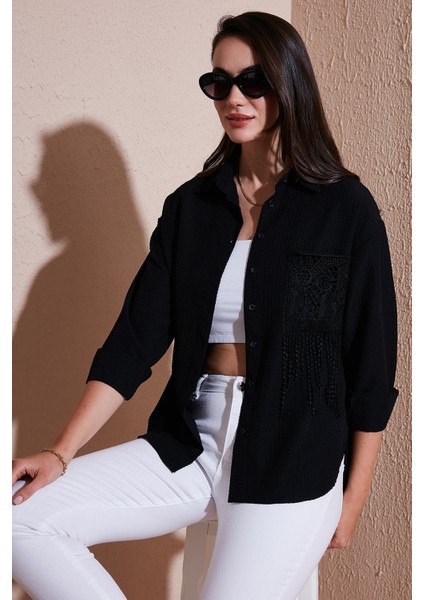 Regular Fit Güpürlü Cep Detaylı Uzun Kollu Gömlek Bayan Gömlek 6773215