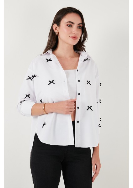 Pamuk Karışımlı Regular Fit Kurdele Detaylı Gömlek Bayan Gömlek 6773097 fiyatları