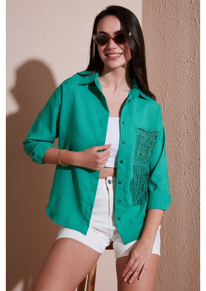 Regular Fit Güpürlü Cep Detaylı Uzun Kollu Gömlek Bayan Gömlek 6773215 fiyatları