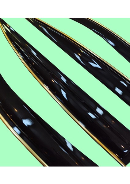 Peugeot 5008 Gold Kromlu Cam Rüzgarlığı