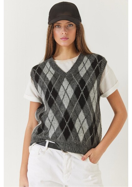 Kadın Şardonlu Baklava Desenli Triko Süveter