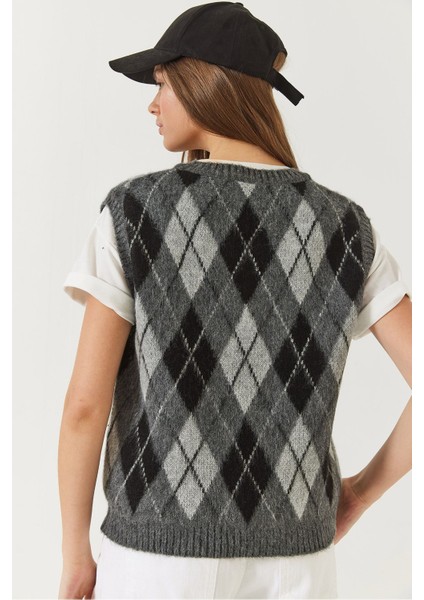 Kadın Şardonlu Baklava Desenli Triko Süveter modelleri