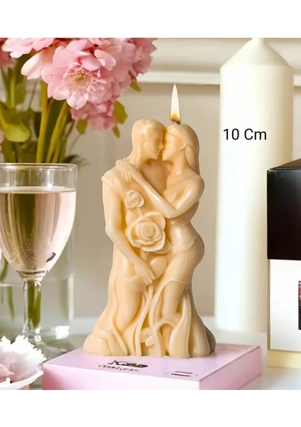 Sanatsal Romantizm Sarılan Sevgililer Mum fırsatları