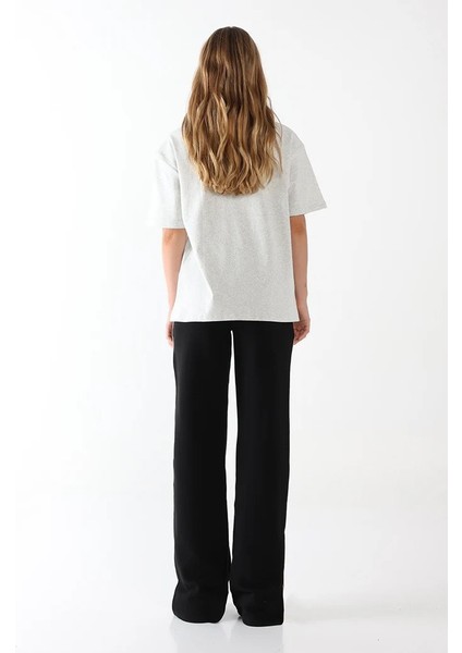 Kadın Tropik Palmiye ve Kuş Desenli Tişört indirimleri