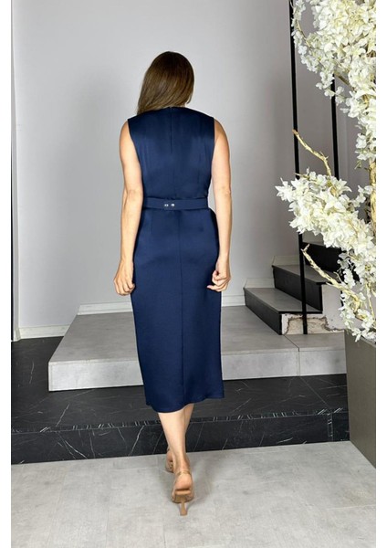 G1207 Drape ve Kemer Detaylı Saten Tasarım Elbise Lacivert fiyatları