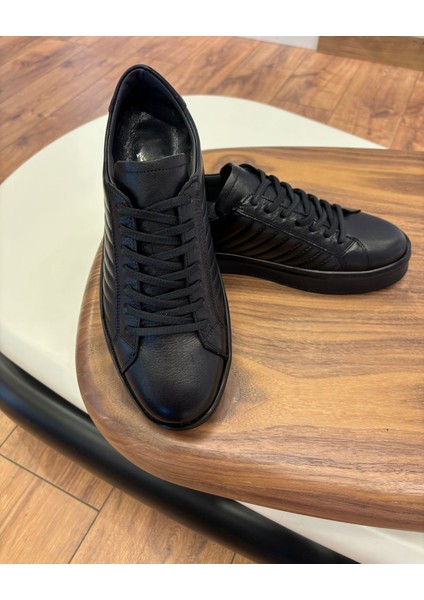 4253 Siyah Dikiş Detaylı Hakiki Deri Erkek Sneakers - Erkek Spor Ayakkabı fiyatları