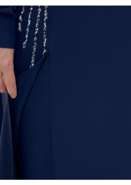 Sanora Yanları ve Boynu Taş Işlemeli Krep ELBISE-GE1040 Lacivert