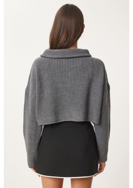 Kadın Oversize Fermuarlı Crop Triko Kazak