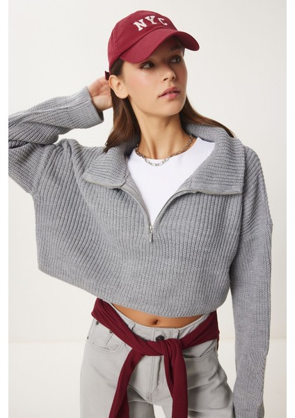 Kadın Oversize Fermuarlı Crop Triko Kazak