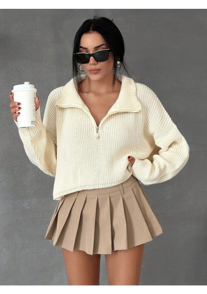 Kadın Oversize Fermuarlı Crop Triko Kazak
