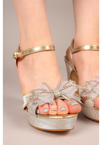 Twink Fiyonklu Platform Topuklu Ayakkabı Gold indirimleri