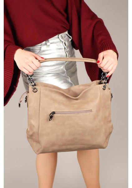 Zincirli Cep Aksesuarlı Kol Çantası Bej modelleri