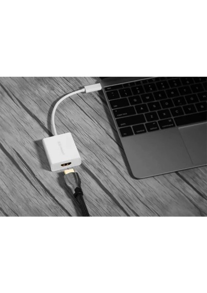 Type C To HDMI Çevirici Type-C çıkışından monitör yada Tv ye görüntü aktarmak için kullanılır.