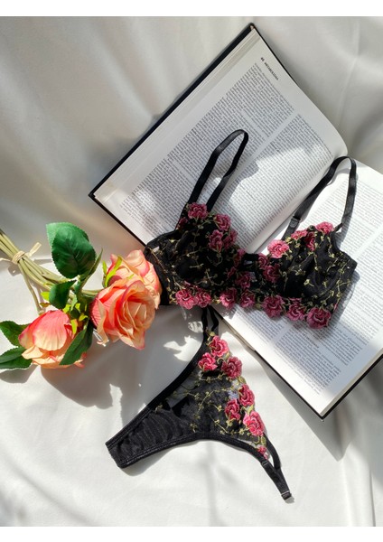 Siyah Pembe Çiçekli Dantel Balenli Bralet Sütyen Takım