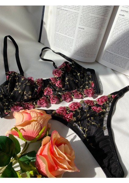 Siyah Pembe Çiçekli Dantel Balenli Bralet Sütyen Takım
