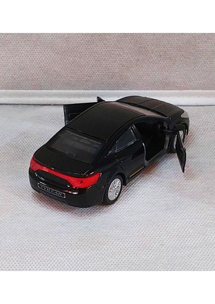 Hyundai Azera Demir Oyuncak Araba | Sesli-Işıklı - Çek Bırak | 12CM - Siyah fiyatları