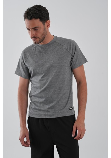 Alexandergardı Reglan Kol Bisiklet Yaka T-Shirt