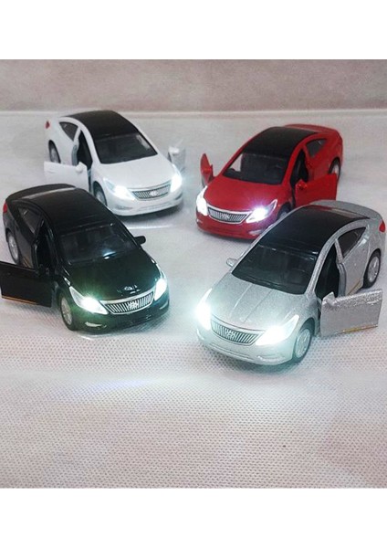Metal Hyundai Genesis Araba - 2 Açılan Kapılı - 12CM - Sesli ve Işıklı - Kırmızı fırsatları