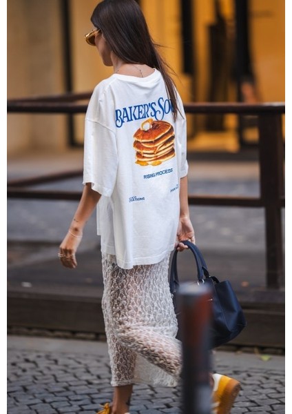 Kadın Pancake Baskılı “baker’s Soul” Oversize Sokak Stili Tişört fırsatları