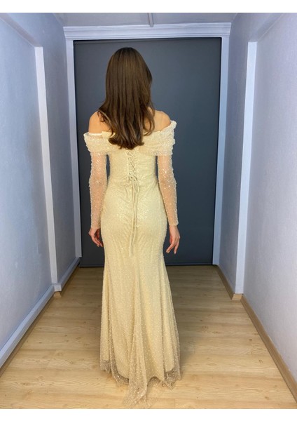 Bej Madonna Yaka Uzun Kollu Sırtı Bağlamalı Balık Uzun Abiye modelleri