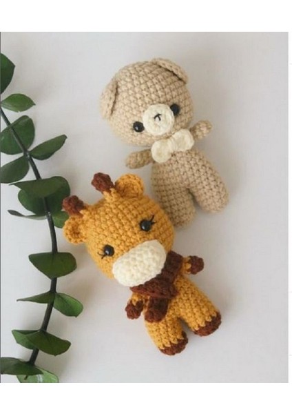 El Örgüsü Amigurumi Anahtarlıklar (Zürafa ve Ayıcık) Anahtarlık Aparatı Takılıp Gönderilir