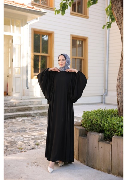 Büzgü Detaylı Cilbab Elbise Kol Ağzı Lastikli Medine Ipeği