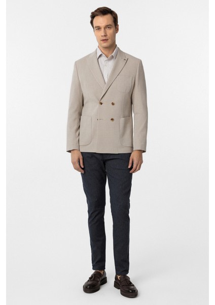 Dar Kalıp Gofre Desenli Esnek Bej Tek Ceket modelleri