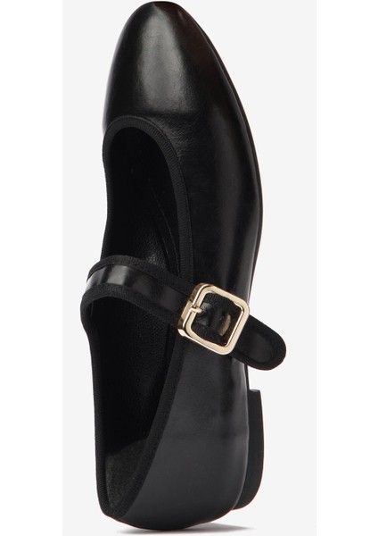 Siyah Cilt Toka Detaylı Kalın Bantlı Kadın Babet