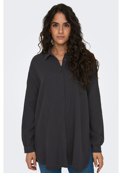 15267998 Onlthyra Oversızed Shırt Noos Wvn Ss Kadın Gömlek fırsatları