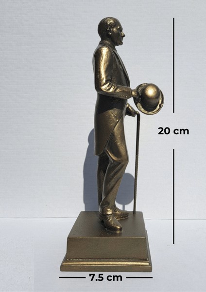 Şapkalı Atatürk Heykeli Biblo - Küçük Boy (20 cm) fırsatları