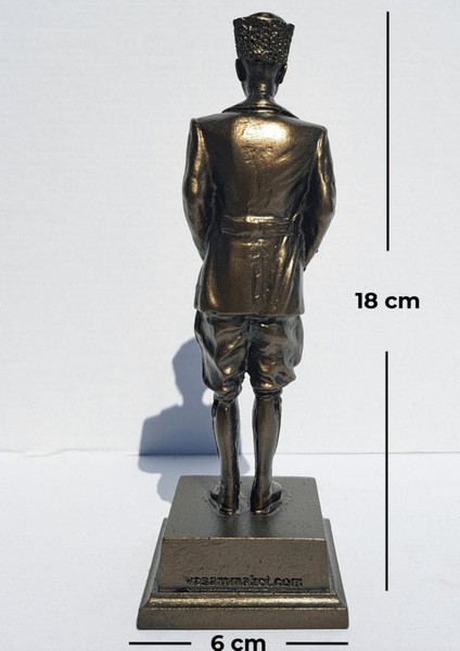 Kalpaklı Atatürk Heykeli Biblo indirimleri