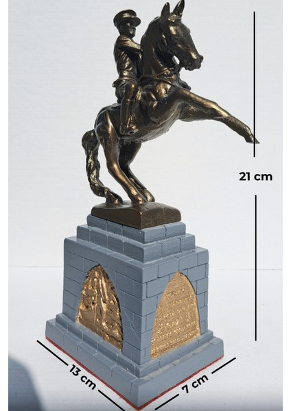 Atatürk Onur Anıtı Biblo - Küçük Boy (21 cm) fırsatları