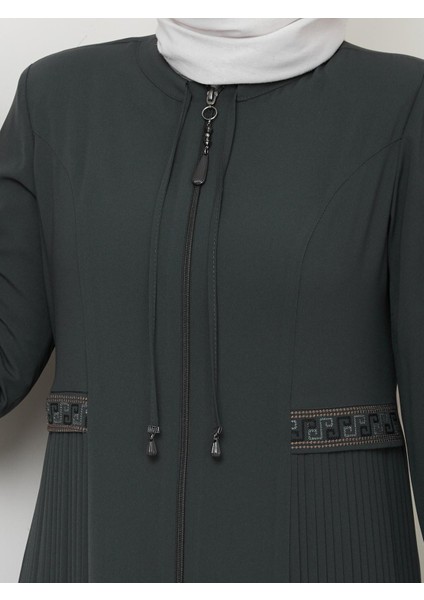 Yarım Pileli Bel Nakışlı Tam Boy Kadın Ferace modelleri