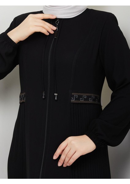 Yarım Pileli Bel Nakışlı Tam Boy Kadın Ferace modelleri