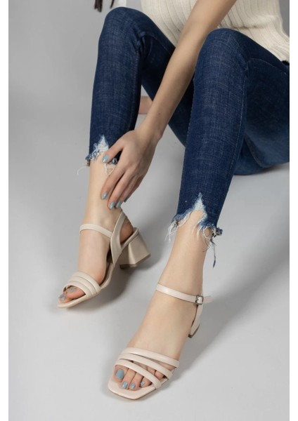 Ivana Ten Cilt Garantili Günlük Kadın Ortopedik Tarz ve Şık Topuklu Sandalet IVANA-1247 modelleri