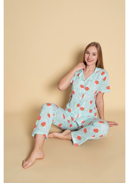 Kadın Çilek Dese Kısa Kol Gömlek Pijama Takımı
