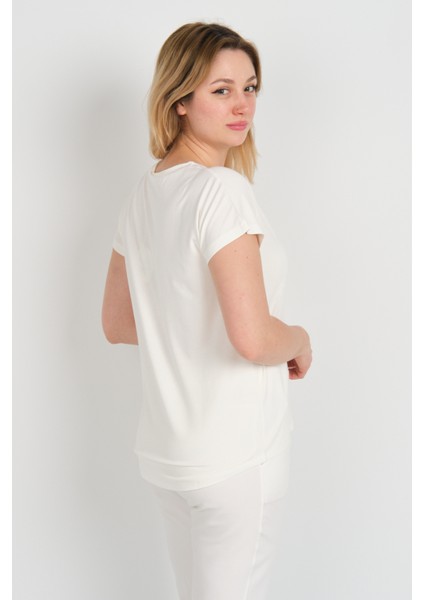 Kadın V Yaka Ince Parlak Şeritli Önü Kısa Arkası Uzun Bluz 24289 Ekru fırsatları