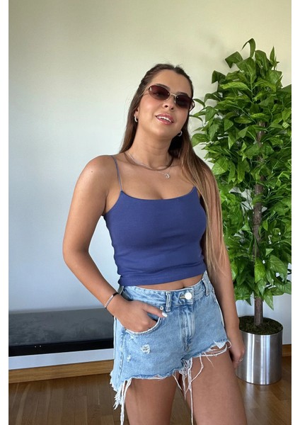 Basic Ip Askılı Kaliteli Pamuk Crop Yumuşak Şık Body
