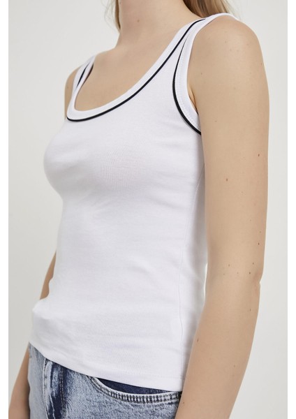 21870 Çizgi Detaylı Kadın Atlet fırsatları