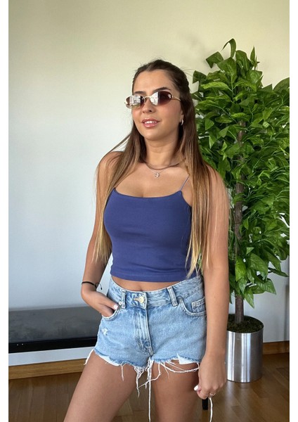 Basic Ip Askılı Kaliteli Pamuk Crop Yumuşak Şık Body