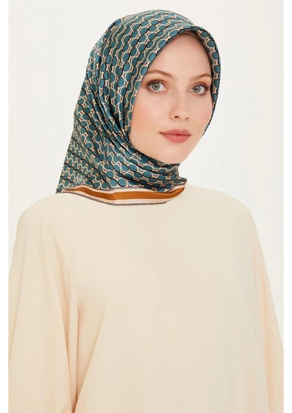 35 Armine Sura Ipek Eşarp 9226D