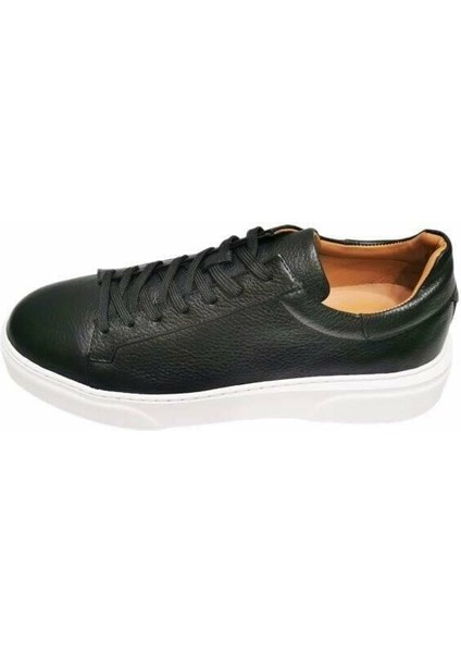 Beyaz Taban Siyah Sneaker fiyatları