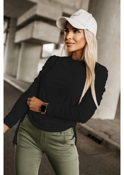 Kadın Uzun Kollu Bisiklet Yaka Yanları ve Kolları Büzgülü Kadife Bluz