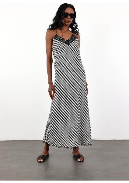 Siyah Ekose Desenli Maxi Boy Elbise 36454
