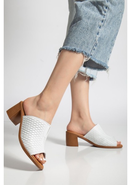 Suins Gentle Model Hakiki Deri Işlemeli Terlik modelleri